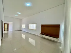 Casa de Condomínio com 3 Quartos para venda ou aluguel, 230m² no Condominio Portal do Sol II, Goiânia - Foto 2