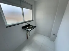 Apartamento com 2 Quartos para alugar, 55m² no Trindade, São Gonçalo - Foto 9