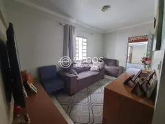 Casa com 3 Quartos à venda, 105m² no Jardim Holanda, Uberlândia - Foto 8