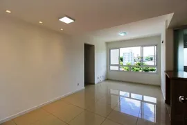 Apartamento com 2 Quartos à venda, 62m² no Tristeza, Porto Alegre - Foto 9