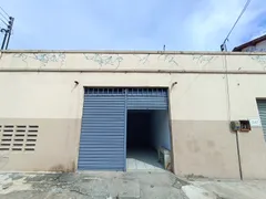 Loja / Salão / Ponto Comercial com 2 Quartos para alugar, 72m² no Itaoca, Fortaleza - Foto 1