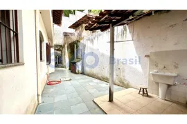 Casa com 6 Quartos à venda, 206m² no Centro, Cantagalo - Foto 38