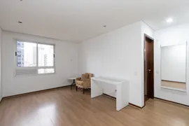 Apartamento com 1 Quarto para alugar, 62m² no Centro, Curitiba - Foto 3