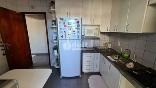 Apartamento com 3 Quartos à venda, 85m² no Saraiva, Uberlândia - Foto 10