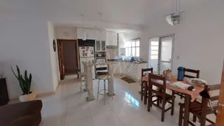 Casa de Condomínio com 3 Quartos à venda, 198m² no Jardim Maria Luiza V, Araraquara - Foto 2