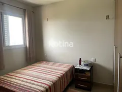 Apartamento com 3 Quartos à venda, 79m² no Tubalina, Uberlândia - Foto 7