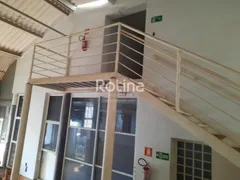 Casa Comercial à venda, 714m² no Centro, Uberlândia - Foto 2