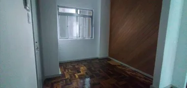 Apartamento com 2 Quartos para alugar, 70m² no Centro, Porto Alegre - Foto 2