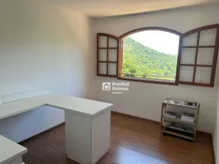 Casa com 3 Quartos à venda, 214m² no Vale dos Pinheiros, Nova Friburgo - Foto 13