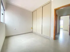 Sobrado com 3 Quartos à venda, 119m² no Novo Mundo, Uberlândia - Foto 22