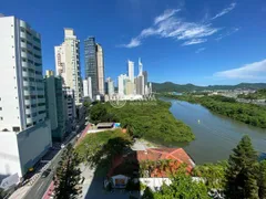 Apartamento com 3 Quartos para alugar, 140m² no Centro, Balneário Camboriú - Foto 15