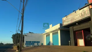 Loja / Salão / Ponto Comercial com 1 Quarto para alugar, 41m² no Morada Nova, Uberlândia - Foto 1