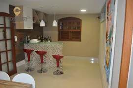 Casa com 4 Quartos à venda, 228m² no Centro, Nova Friburgo - Foto 29