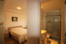 Apartamento com 4 Quartos para alugar, 200m² no Bigorrilho, Curitiba - Foto 13