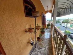 Casa com 3 Quartos à venda, 199m² no Jardim Pinheiros Vila Xavier, Araraquara - Foto 4