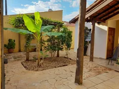 Casa com 2 Quartos à venda, 136m² no Jardim Primor, Araraquara - Foto 2