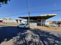 Terreno / Lote Comercial com 1 Quarto para alugar, 305m² no Tibery, Uberlândia - Foto 8