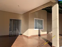 Casa de Condomínio com 3 Quartos à venda, 85m² no Jardim Balneário Meia Ponte, Goiânia - Foto 2