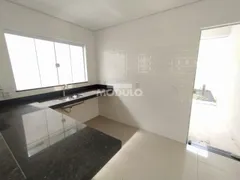 Casa com 3 Quartos à venda, 144m² no Planalto, Uberlândia - Foto 5