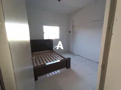 Casa com 2 Quartos à venda, 120m² no São Jorge, Uberlândia - Foto 9