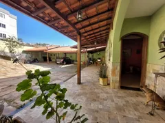 Casa com 3 Quartos à venda, 222m² no Santa Helena, Belo Horizonte - Foto 3