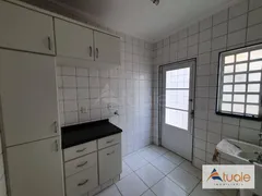 Casa com 3 Quartos para alugar, 270m² no Vila Miranda, Sumaré - Foto 13