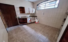 Casa com 3 Quartos para alugar, 279m² no Centro, Franca - Foto 12