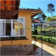 Casa com 3 Quartos à venda, 300m² no Valparaiso, Petrópolis - Foto 4