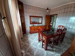 Casa com 3 Quartos à venda, 199m² no Jardim Pinheiros Vila Xavier, Araraquara - Foto 14