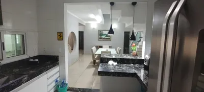 Casa de Condomínio com 4 Quartos para alugar, 300m² no Pires Façanha, Eusébio - Foto 4