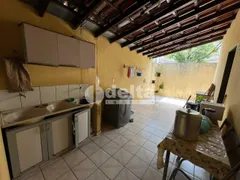 Casa com 3 Quartos à venda, 178m² no Osvaldo Rezende, Uberlândia - Foto 21