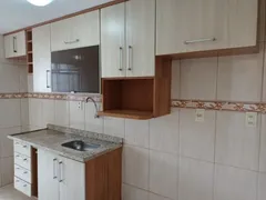 Apartamento com 2 Quartos para alugar, 53m² no Inhoaíba, Rio de Janeiro - Foto 5