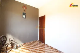 Casa com 3 Quartos à venda, 96m² no São José, Divinópolis - Foto 2