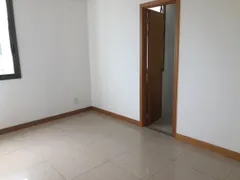 Apartamento com 4 Quartos para alugar, 256m² no Barra da Tijuca, Rio de Janeiro - Foto 17