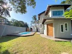 Casa com 3 Quartos à venda, 200m² no Praia do Estaleiro, Balneário Camboriú - Foto 3