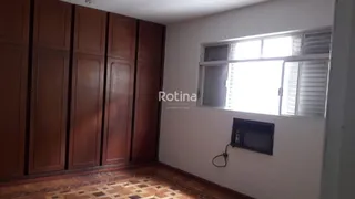 Casa Comercial com 4 Quartos à venda, 639m² no Centro, Uberlândia - Foto 22