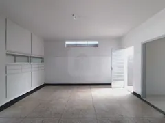 Casa com 4 Quartos para alugar, 220m² no Nossa Senhora Aparecida, Uberlândia - Foto 12