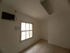 Loja / Salão / Ponto Comercial para alugar, 176m² no Vitoria, Londrina - Foto 13