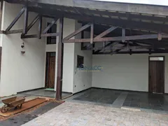 Casa com 3 Quartos à venda, 205m² no Champagnat, Londrina - Foto 9