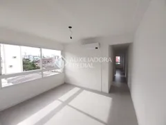 Apartamento com 2 Quartos à venda, 66m² no Menino Deus, Porto Alegre - Foto 2