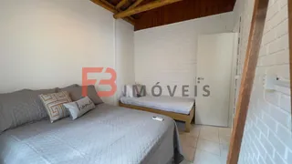 Casa com 3 Quartos para alugar, 120m² no Canto Grande, Bombinhas - Foto 17