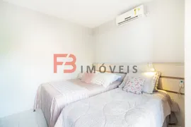 Casa com 4 Quartos para alugar, 150m² no Bombas, Bombinhas - Foto 24