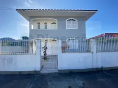 Casa com 6 Quartos para alugar, 160m² no Carianos, Florianópolis - Foto 1