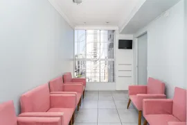 Conjunto Comercial / Sala à venda, 69m² no Centro, Curitiba - Foto 8