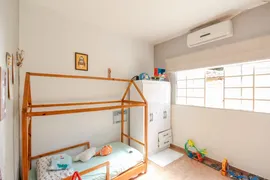 Casa com 3 Quartos à venda, 350m² no Setor Aeroporto, Goiânia - Foto 3