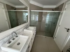 Apartamento com 3 Quartos para alugar, 200m² no Centro, Balneário Camboriú - Foto 23