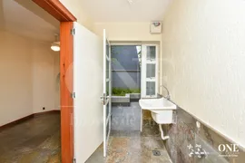 Casa de Condomínio com 3 Quartos para alugar, 350m² no Três Figueiras, Porto Alegre - Foto 18