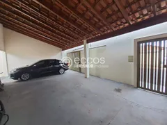 Casa com 3 Quartos à venda, 105m² no Jardim Holanda, Uberlândia - Foto 1