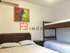 Casa com 3 Quartos para alugar, 200m² no Mariscal, Bombinhas - Foto 13