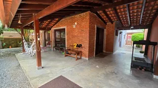 Casa com 5 Quartos à venda, 400m² no Chácara de La Rocca, Carapicuíba - Foto 2